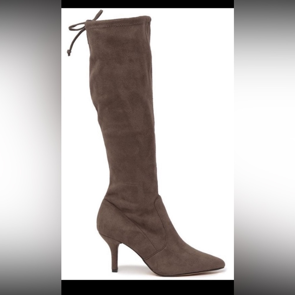 Beautiful Gray Vince Camuto Ashlina Boots.  Size 7, only worn twice.